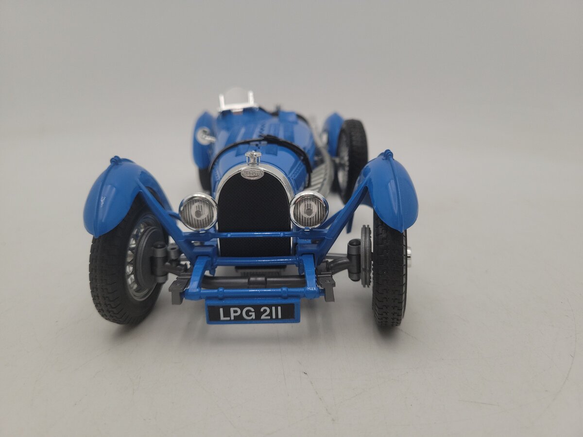 Burago 3005 1:18 Scale Italy Blue 1934 Bugatti Type ""59"" Diecast & Plastic Car EX
