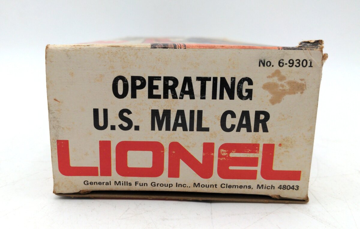 Lionel 6-9301 O Gauge US Mail Operating Boxcar #9301 - Without Mailbag VG/Box