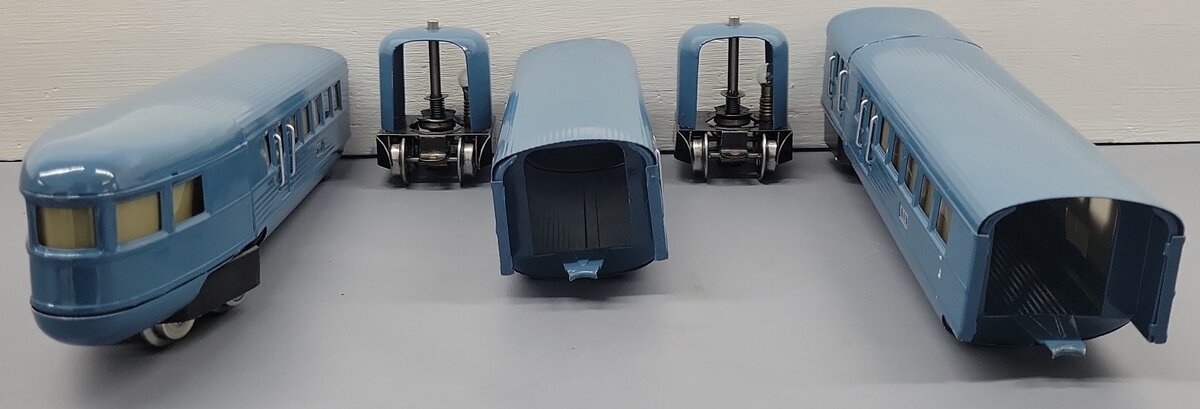 Lionel O Gauge Vintage Custom Passenger Cars w/Vestibules #617,618,619 [5]
