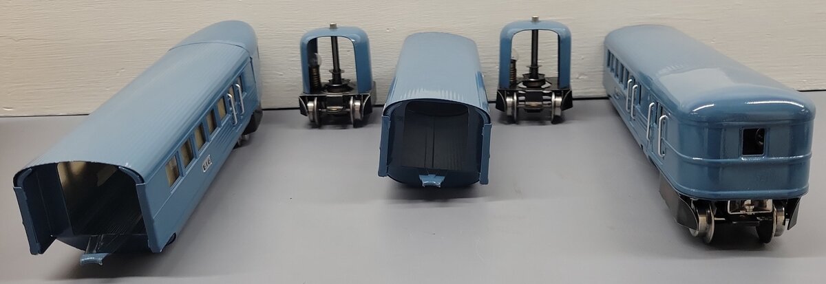 Lionel O Gauge Vintage Custom Passenger Cars w/Vestibules #617,618,619 [5]