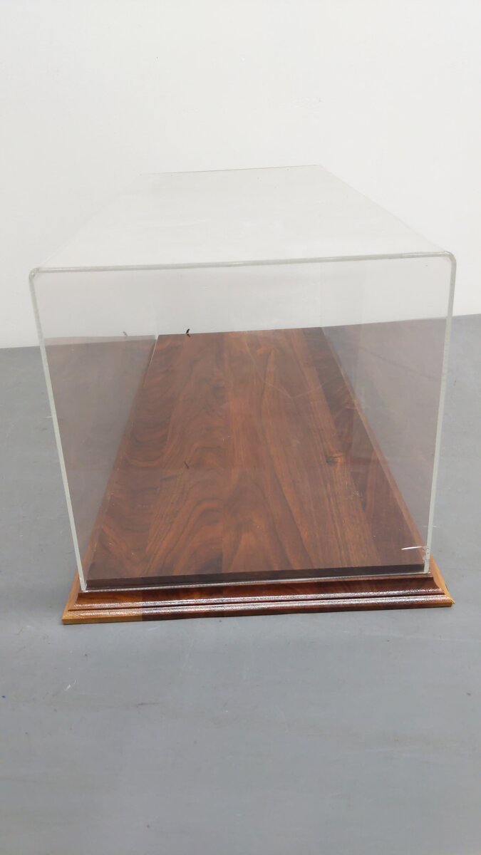 G Scale 25'' Wooden Display Case w/Acrylic Cover EX