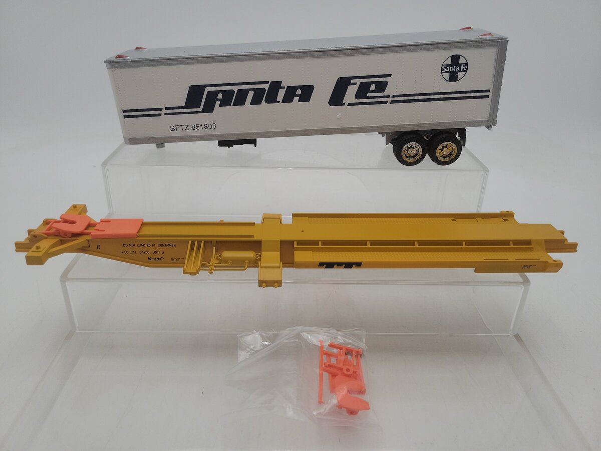 K-Line K77023D O Gauge Santa Fe Classic TTAX Flatcar w/ Trailer EX