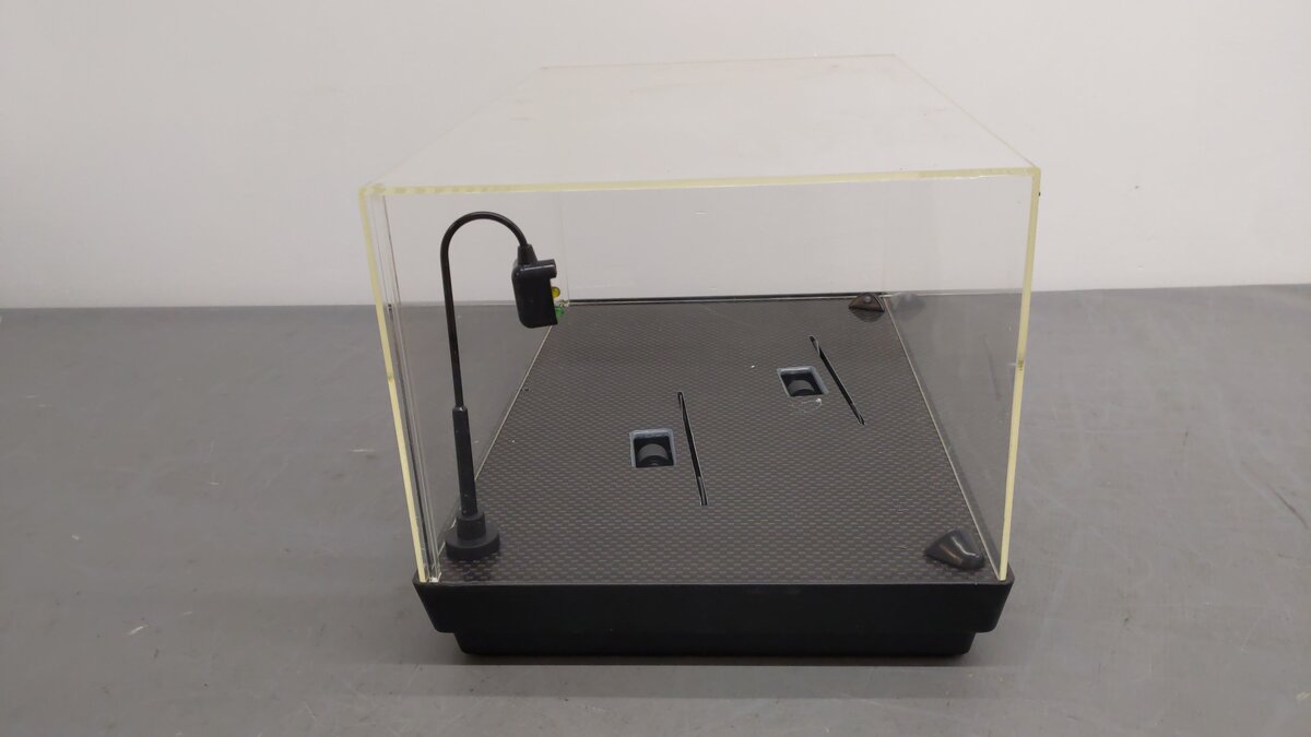 Stages Diecast Systems 1:24 Scale Display Case EX
