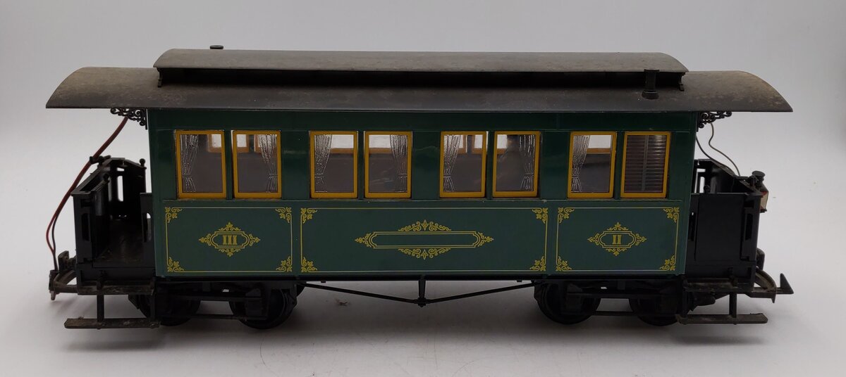 LGB 3060 G Scale Green 8-Wheel Passenger Car (Metal Wheels/Lighted) LN/Box