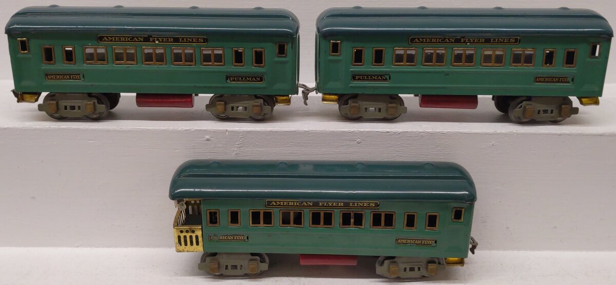 America Flyer Vintage O Prewar Tinplate Illuminated Passenger Cars 3281, 3282[3]