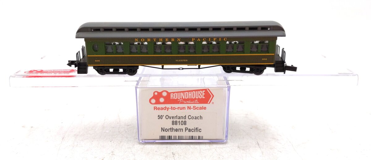Roundhouse 88108 N Scale Northern Pacific 50' Overland Coach Car #606 NIB
