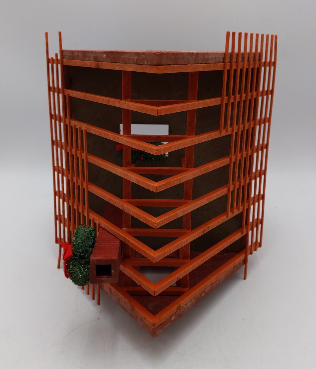 Pola 331083 G Detached House Shell -Assembled EX
