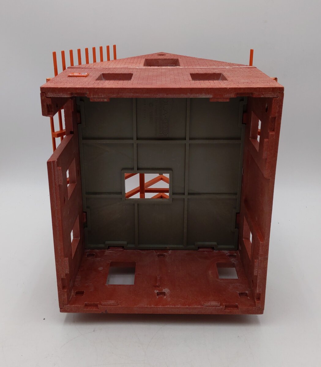 Pola 331083 G Detached House Shell -Assembled EX