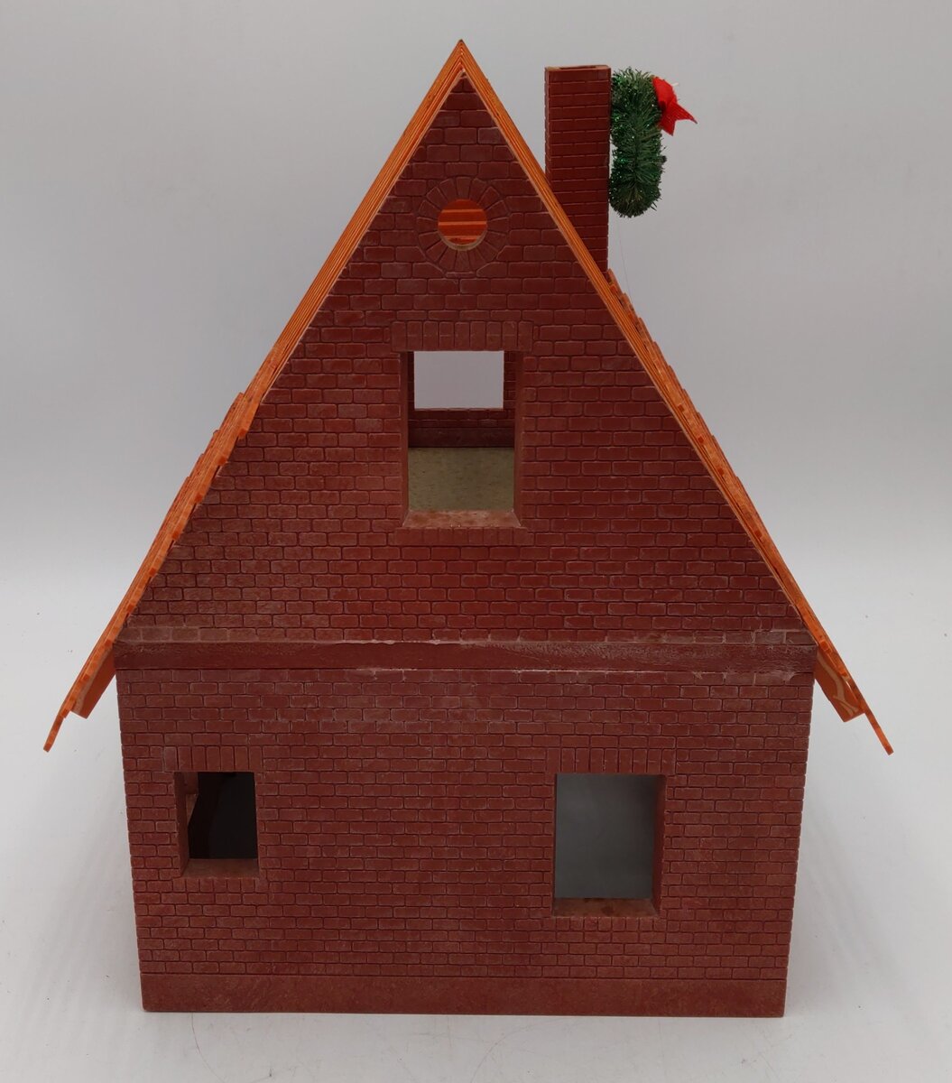 Pola 331083 G Detached House Shell -Assembled EX