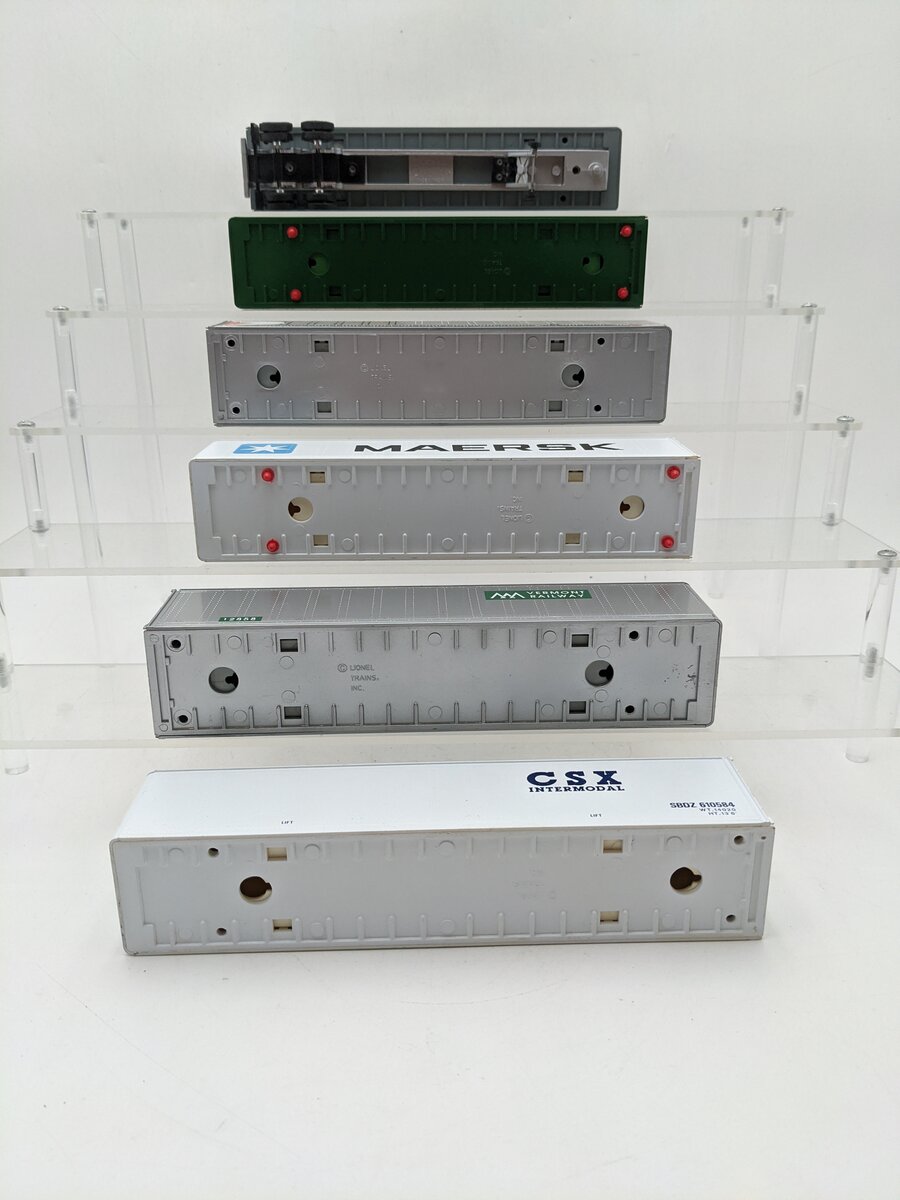 Lionel O Gauge Trailer & Containers [6] EX