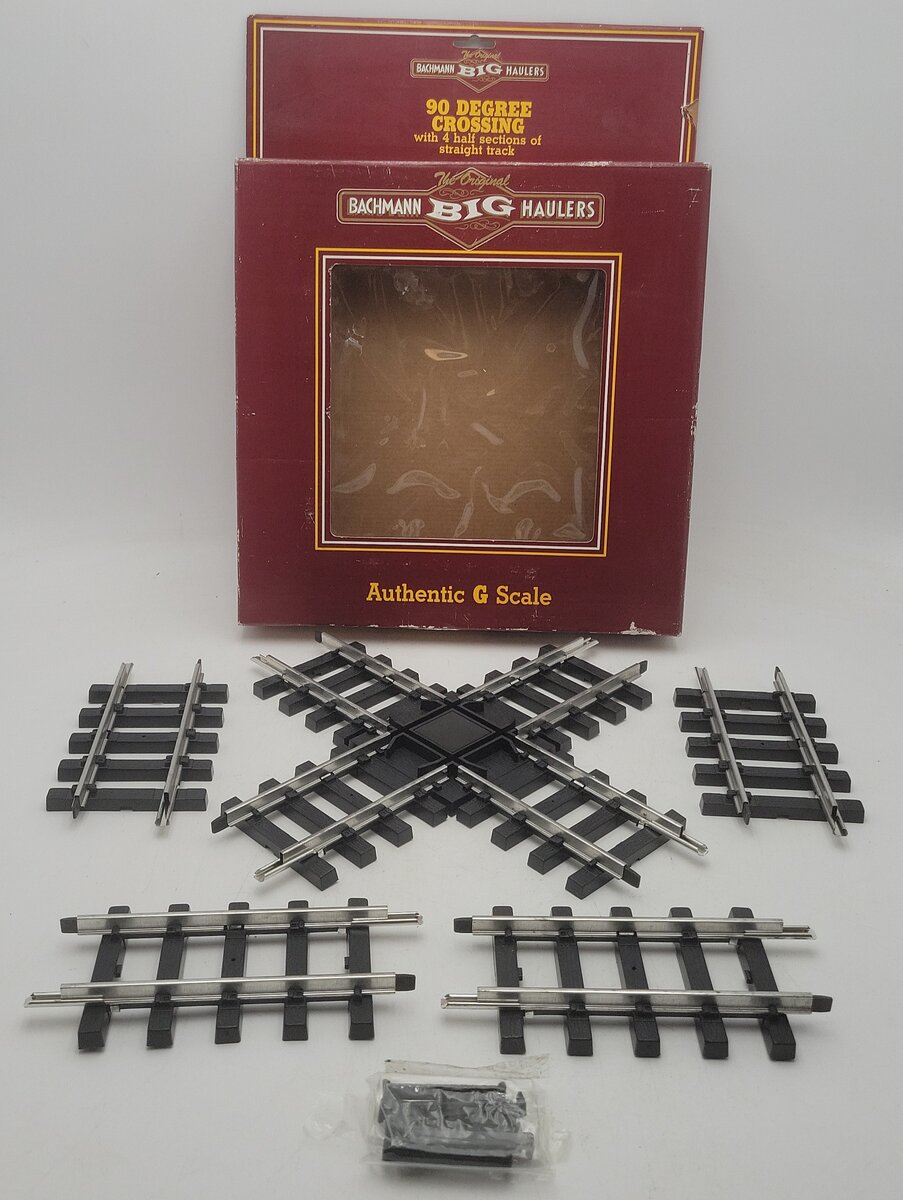 Bachmann 94358 G 90 Degree Crossing w/4 Half Sections of Straight Steel Track EX/Box