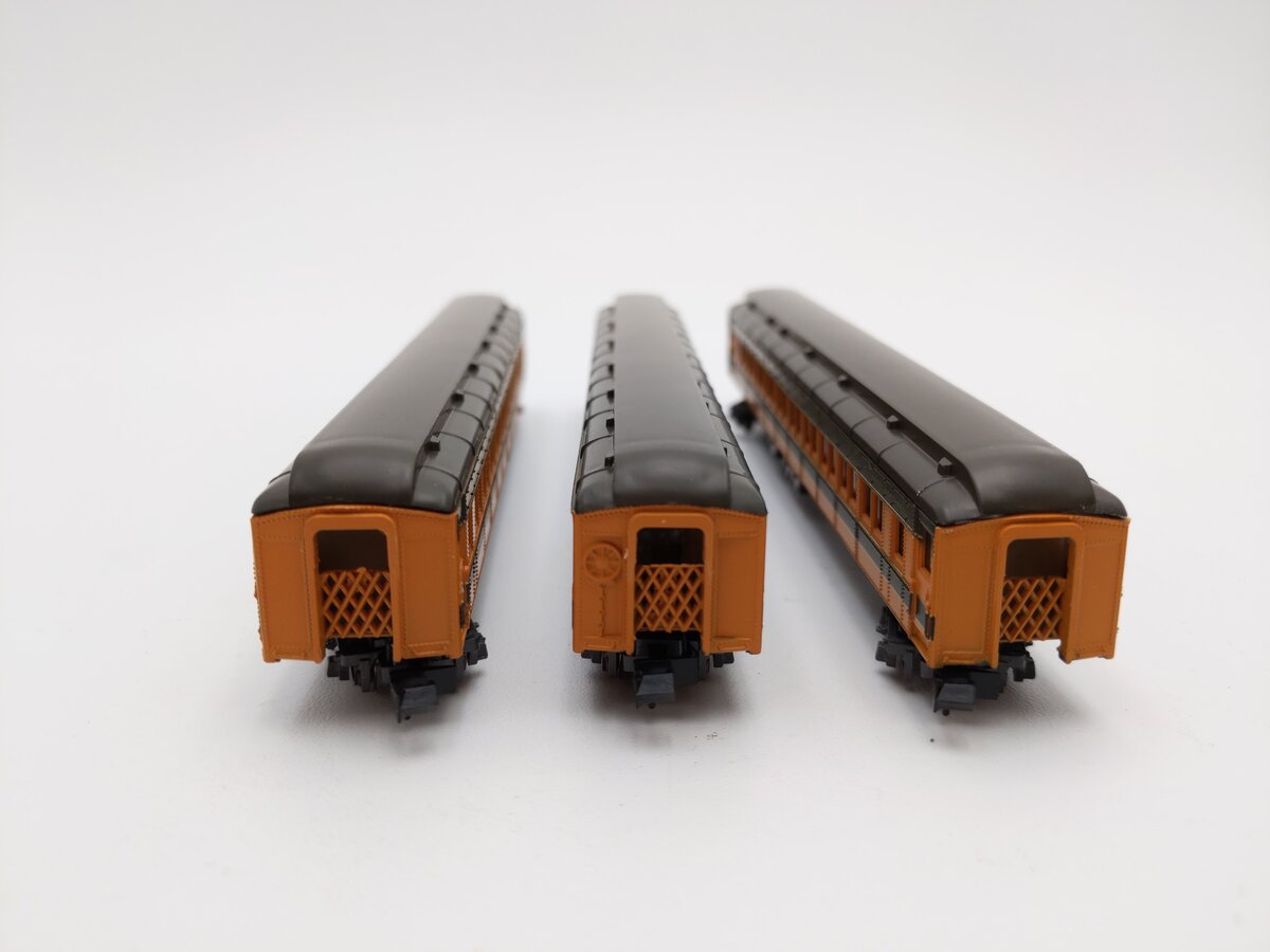 Rivarossi N Scale Great Northern Empire Builder Passenger Cars [3] EX