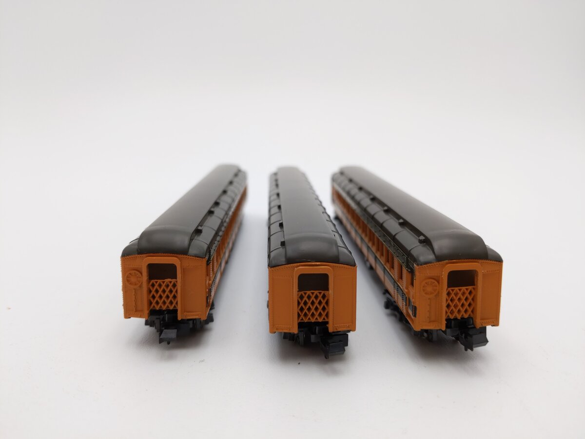 Rivarossi N Scale Great Northern Empire Builder Passenger Cars [3] EX
