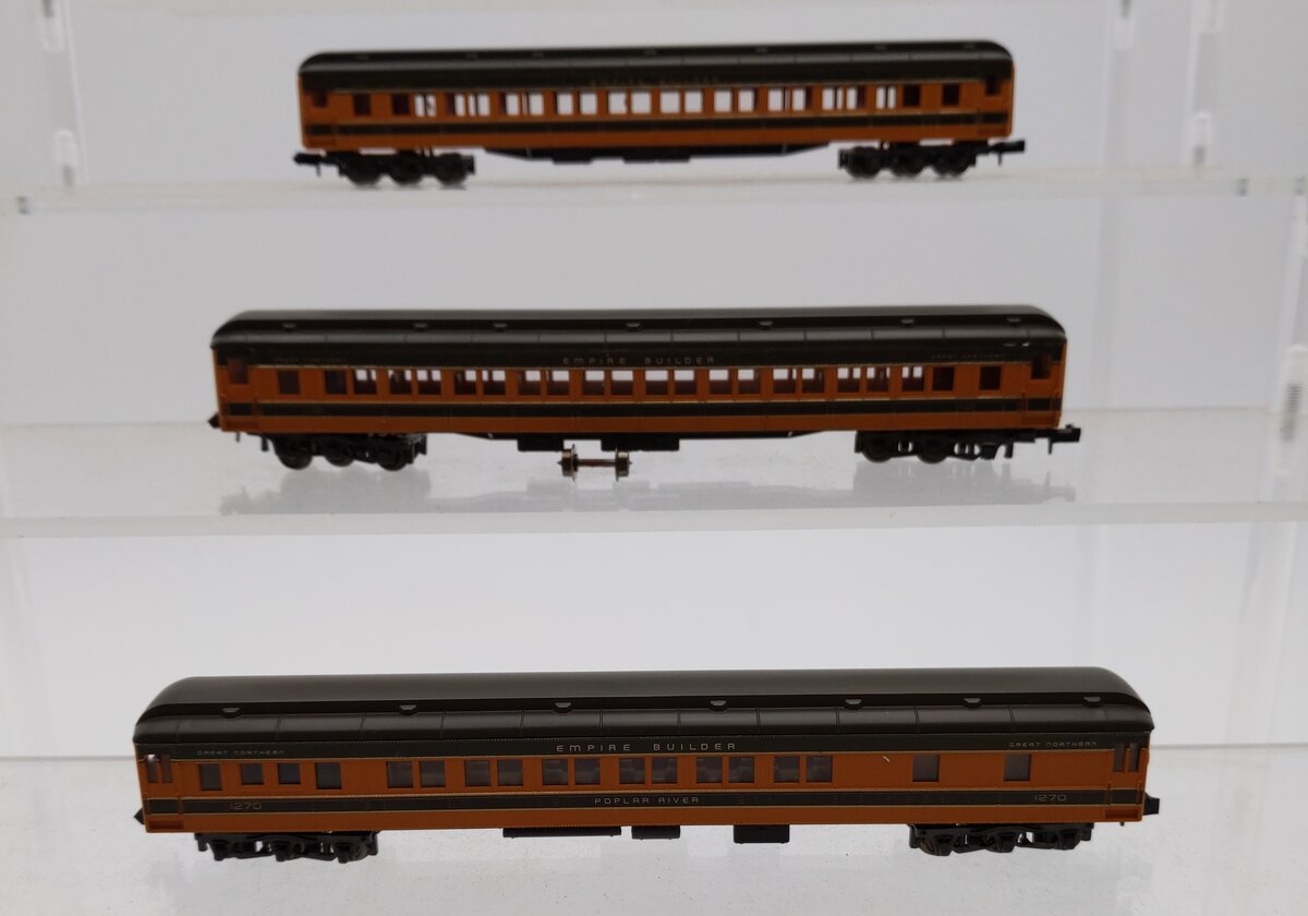 Rivarossi N Scale Great Northern Empire Builder Passenger Cars [3] EX