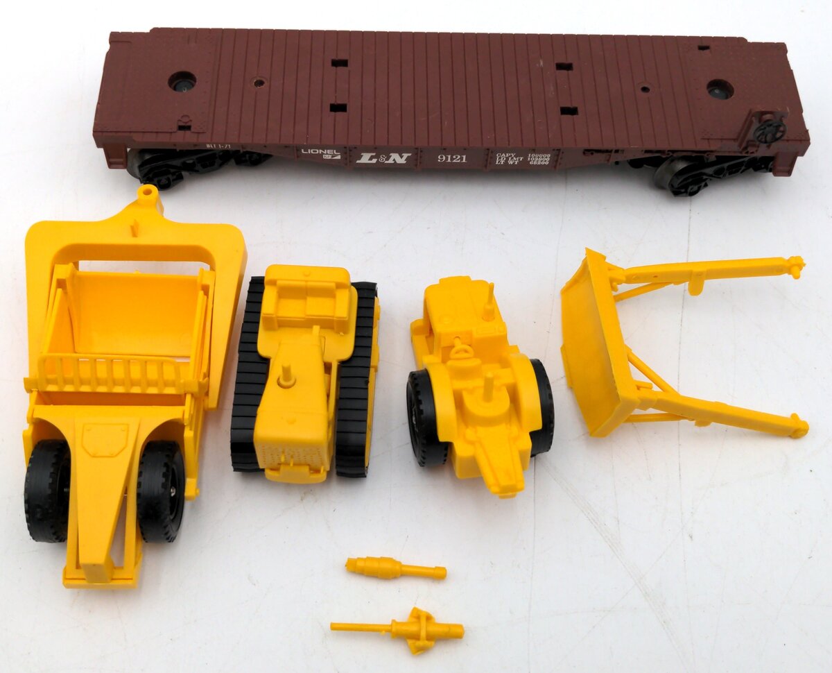 Lionel 6-9121 Louisville & Nashville Flatcar with Dozer & Scraper Assembled VG/Box