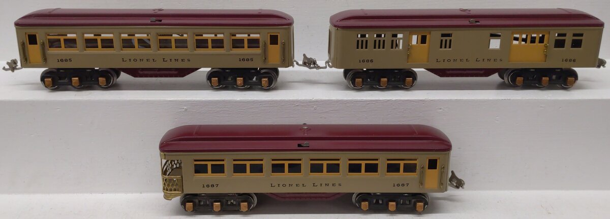 Lionel Vintage O Prewar Tinplate Passenger Cars 1685, 1686, 1687 [3]