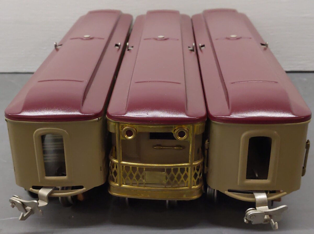 Lionel Vintage O Prewar Tinplate Passenger Cars 1685, 1686, 1687 [3]