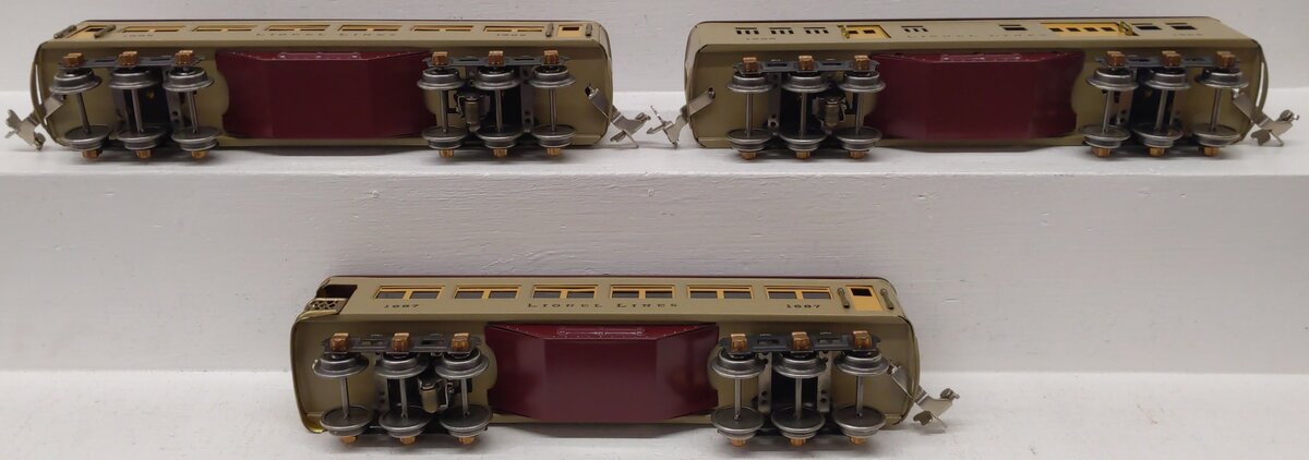 Lionel Vintage O Prewar Tinplate Passenger Cars 1685, 1686, 1687 [3]