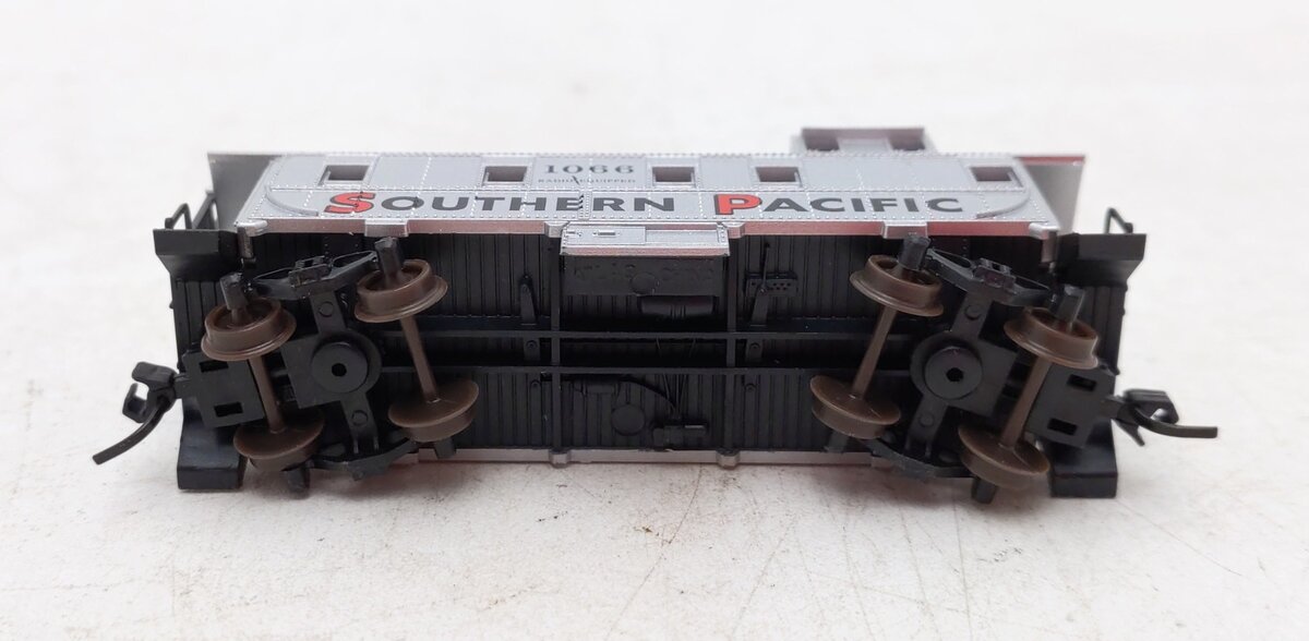 Atlas 35613 N Scale Southern Pacific Caboose #1066 NIB