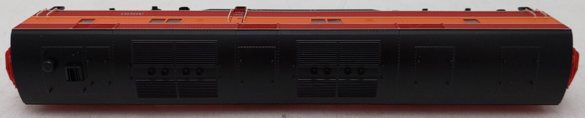 Proto 2000 21124 HO Scale Southern Pacific Non-Powered Diesel B-Unit #5900 EX/Box