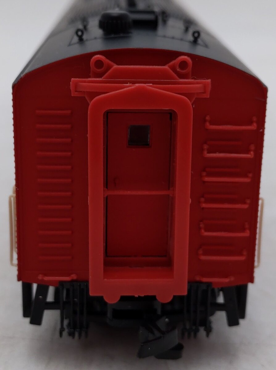 Proto 2000 21124 HO Scale Southern Pacific Non-Powered Diesel B-Unit #5900 EX/Box