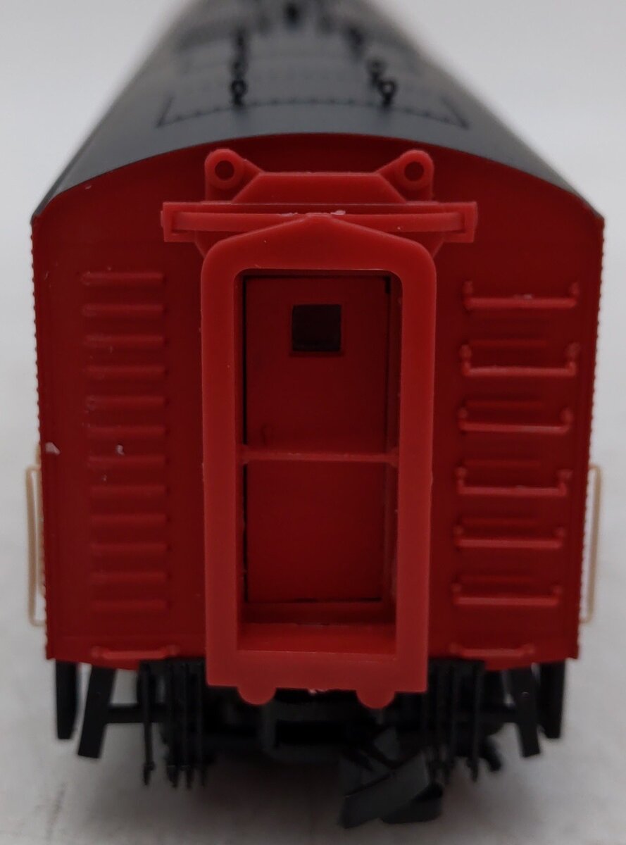 Proto 2000 21124 HO Scale Southern Pacific Non-Powered Diesel B-Unit #5900 EX/Box