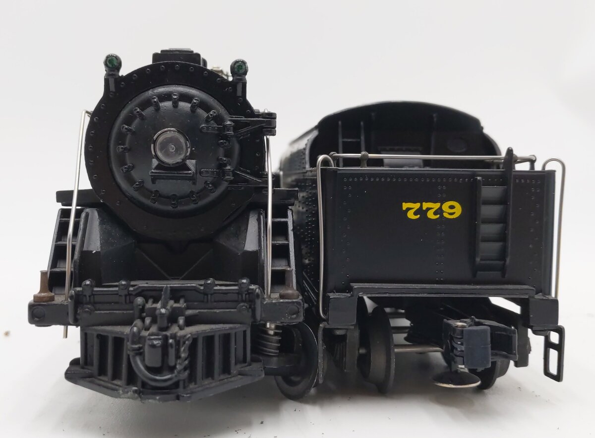 Lionel 6-8215 O Gauge Nickel Plate Road Berkshire 2-8-4 Steam Engine & Tender EX/Box