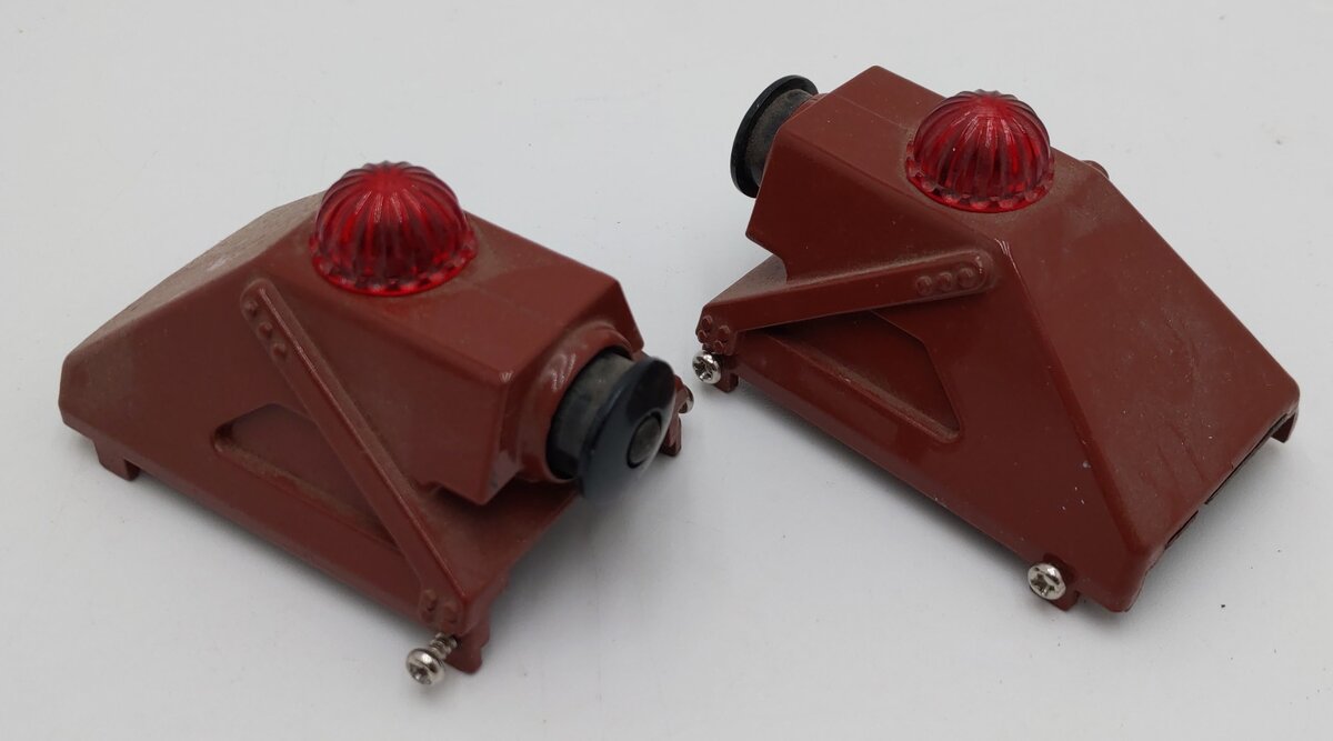 Lionel 6-2283 O/O27 Gauge Diecast Illuminated Bumpers (Set of 2) EX/Box
