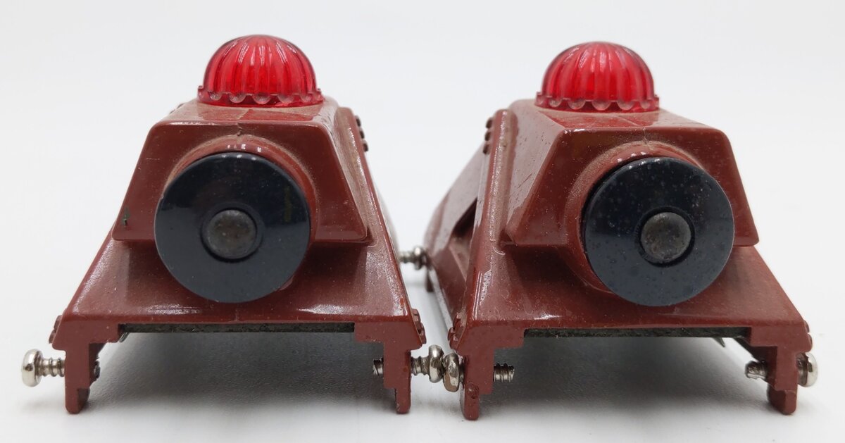Lionel 6-2283 O/O27 Gauge Diecast Illuminated Bumpers (Set of 2) EX/Box