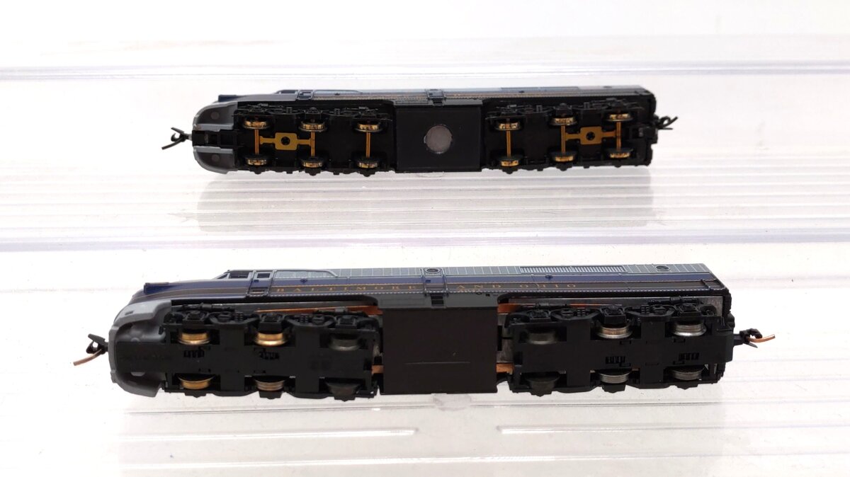 Con-Cor N Scale B&O Powered/Unpowered Diesel Locomotives #4041/#4044 LN