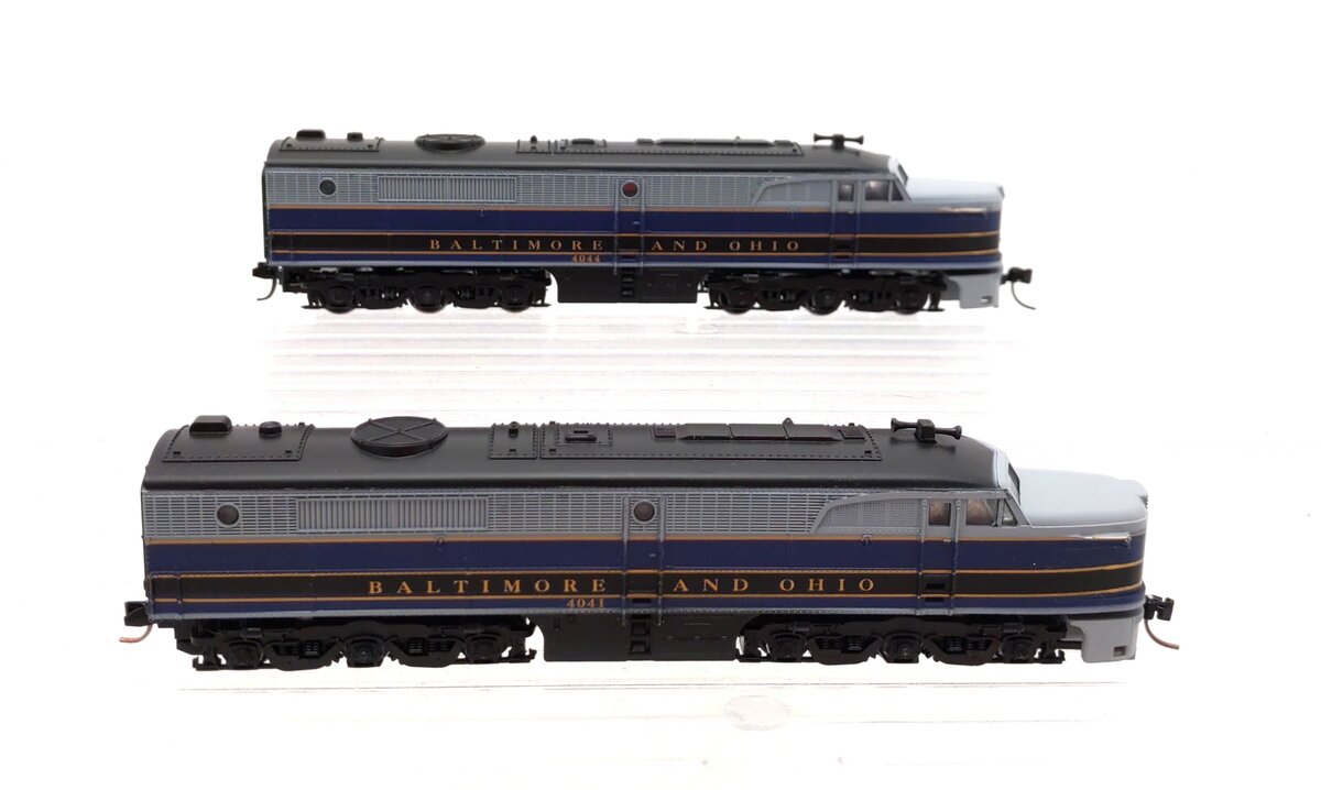 Con-Cor N Scale B&O Powered/Unpowered Diesel Locomotives #4041/#4044 LN