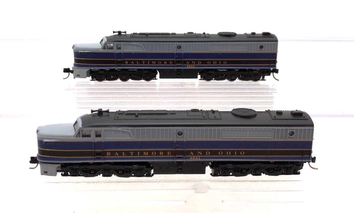Con-Cor N Scale B&O Powered/Unpowered Diesel Locomotives #4041/#4044 LN