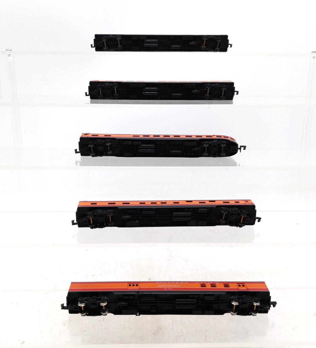 Con-Cor N Scale Southern Pacific Assorted Passenger Cars [5] LN