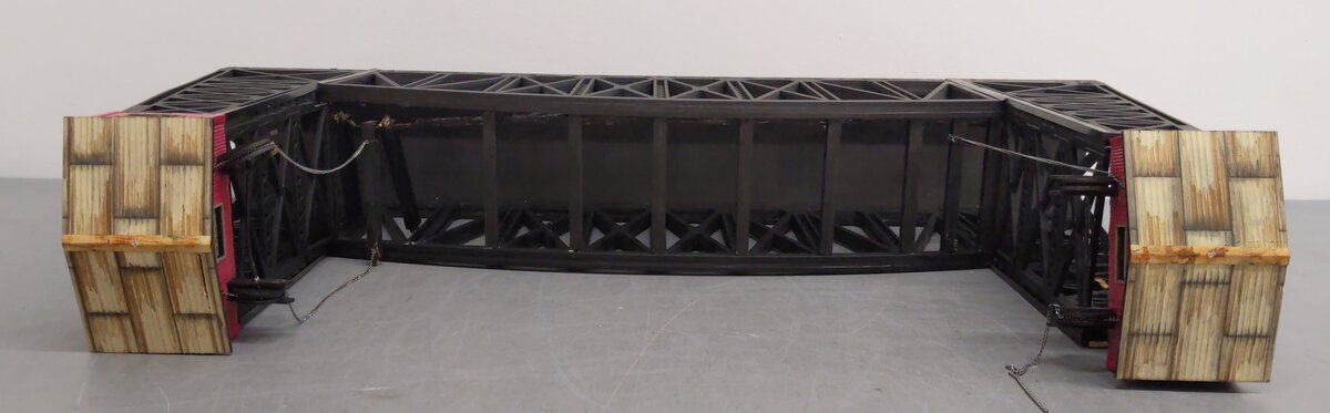 Menards 2798486 O 30" Aerial Bridge w/Light VG
