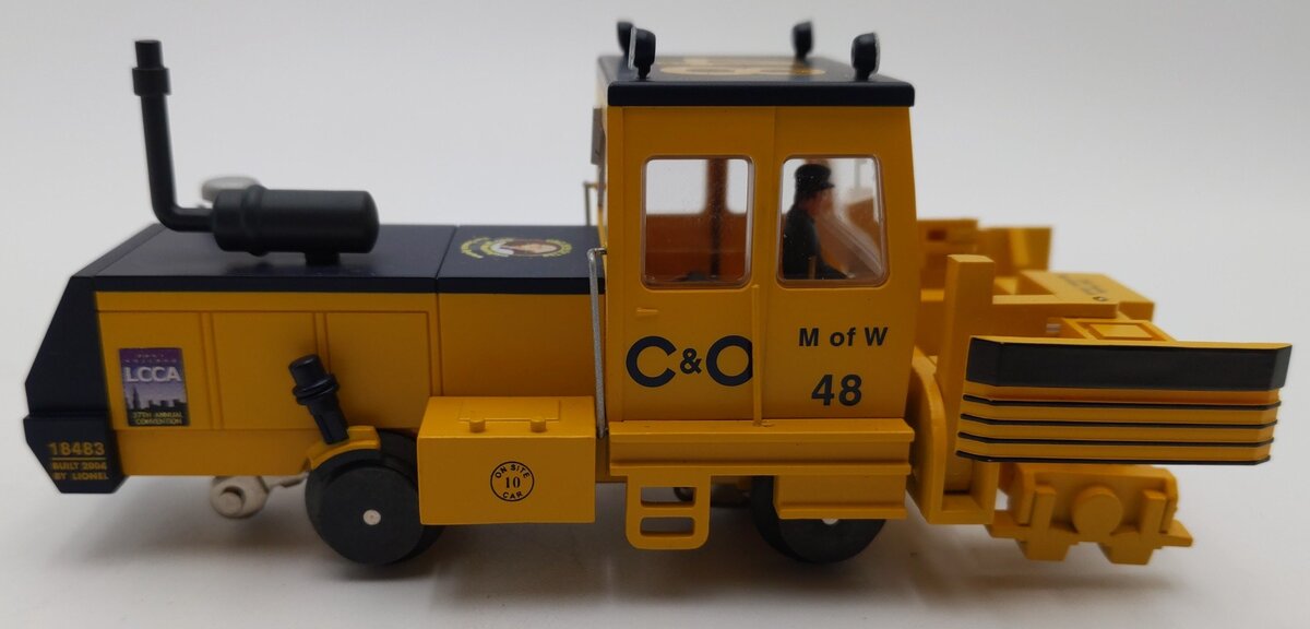 Lionel 6-18483 O Gauge Chesapeake and Ohio M of W Ballast Tamper EX