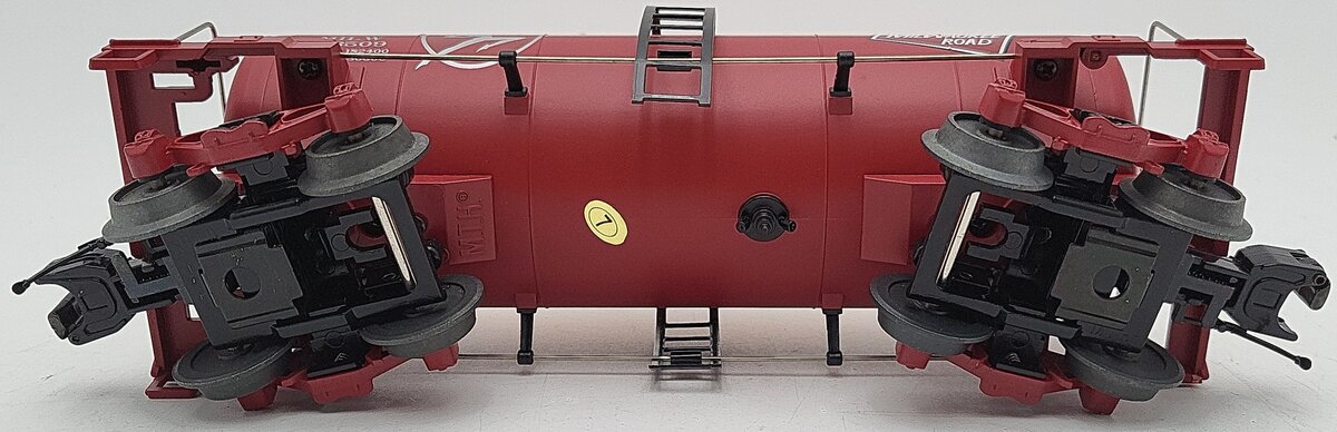 MTH 20-96117 O Gauge Milwaukee Road 8,000 Gallon Tank Car #103509 EX