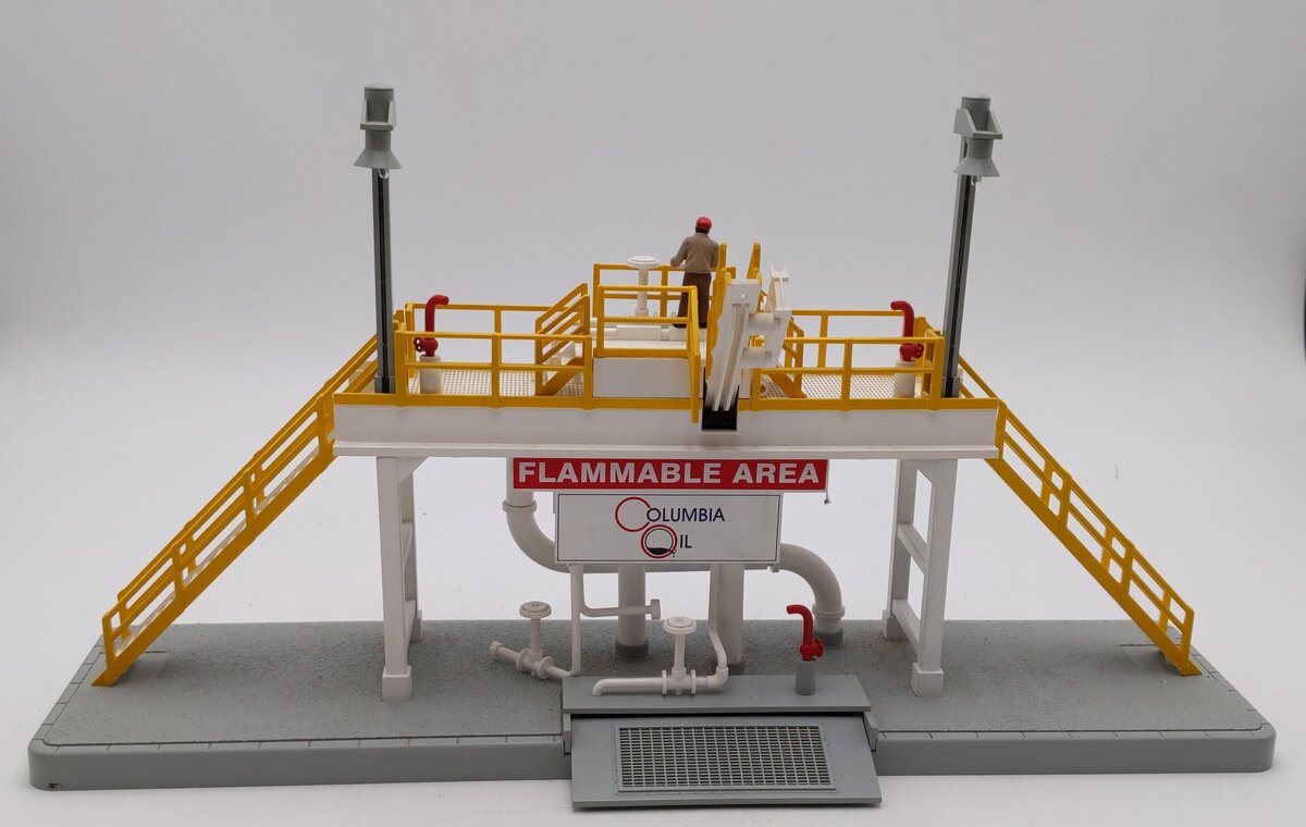 MTH 30-9117 O Gauge Columbia Oil Storage Station VG