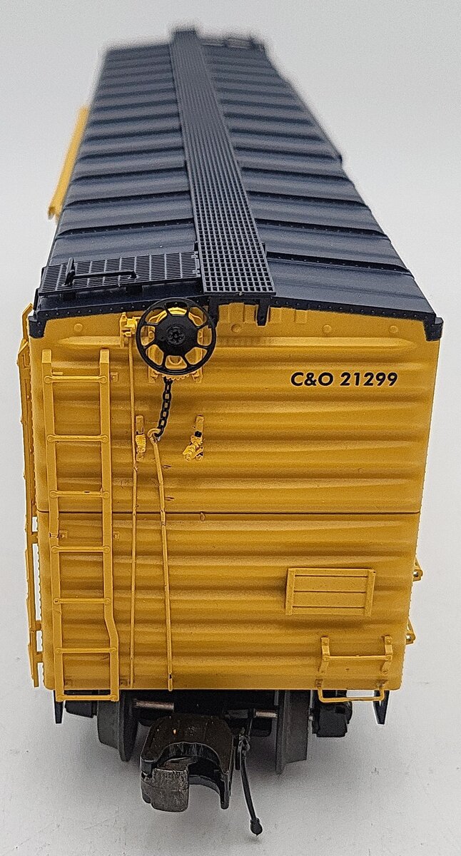 MTH 20-93584 O Chesapeake & Ohio 50' PS-1 Box Car w/Youngstown Door #21299 EX