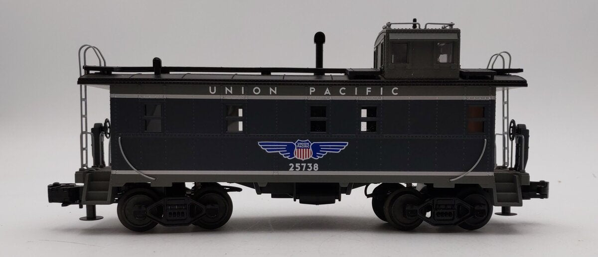 MTH 30-7768 O Gauge Union Pacific Steel Caboose #25738 EX