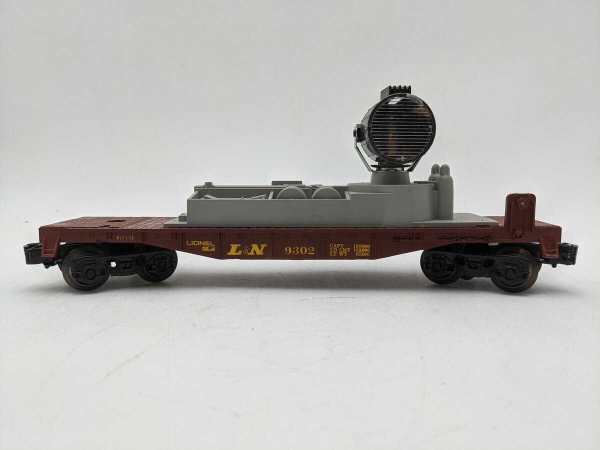 Lionel 6-9302 O Gauge Louisville & Nashville Operating Searchlight Car EX