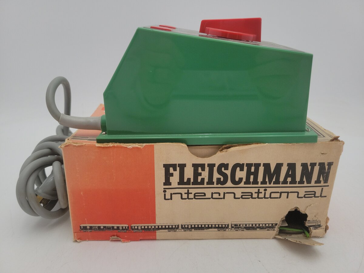 Fleischmann 6750 G Scale International 110 Watt Transformer EX/Box