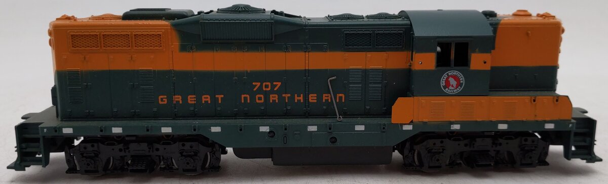 Athearn 3157 HO Scale Great Northern GP-9 Diesel Locomotive #707 VG/Box