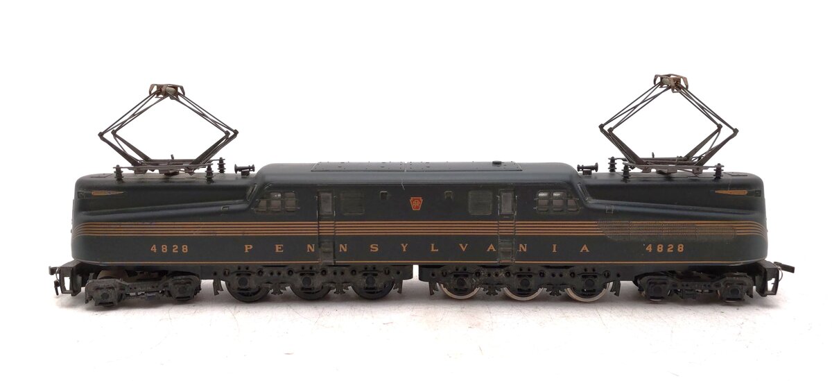 Pemco 3304-015 HO Scale Pennsylvania GG-1 Electric Locomotive VG/Box