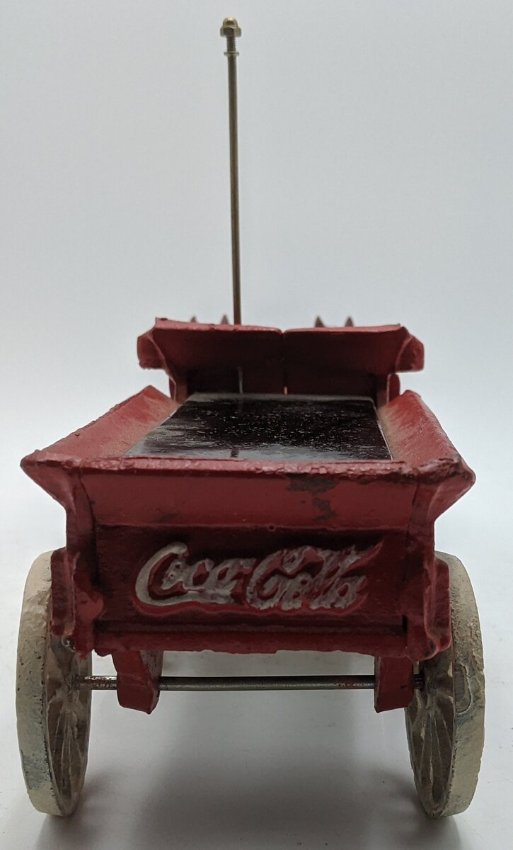Coca-Cola CC0102 Vintage Cast Iron Coca-Cola Horse Drawn Delivery Wagon VG