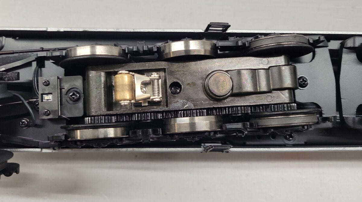 Lionel 2533100 O Pennsylvania VISION GG1 Diesel Locomotive #4866 EX/Box