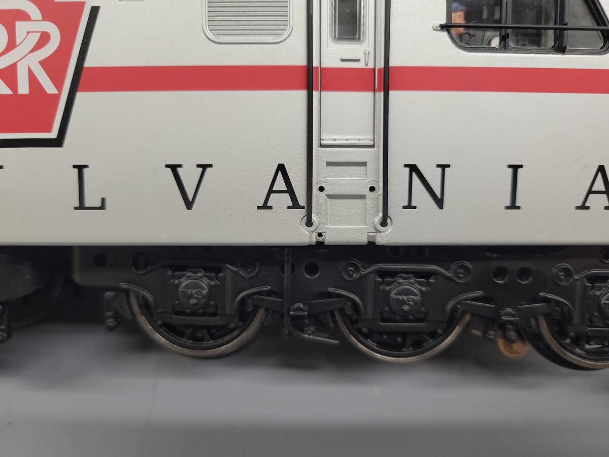 Lionel 2533100 O Pennsylvania VISION GG1 Diesel Locomotive #4866 EX/Box