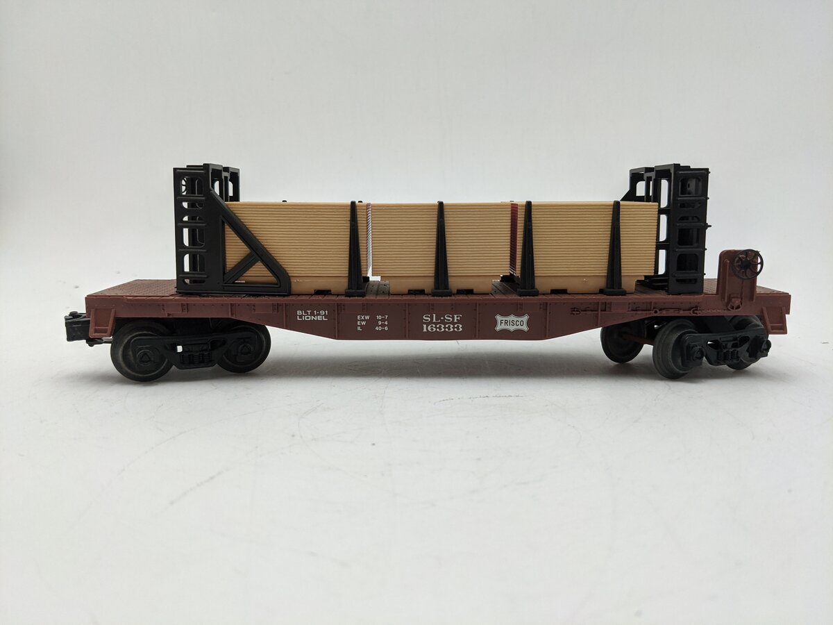Lionel 6-16333 O Gauge Frisco Bulkhead Flatcar with Wood Load EX