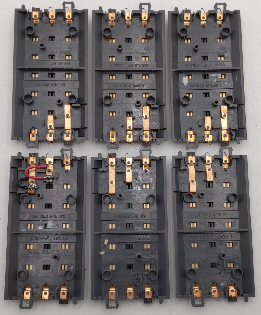 MTH 40-1012 MTH Real Trax 5.5 Hollow Rail Straight Section (6) EX