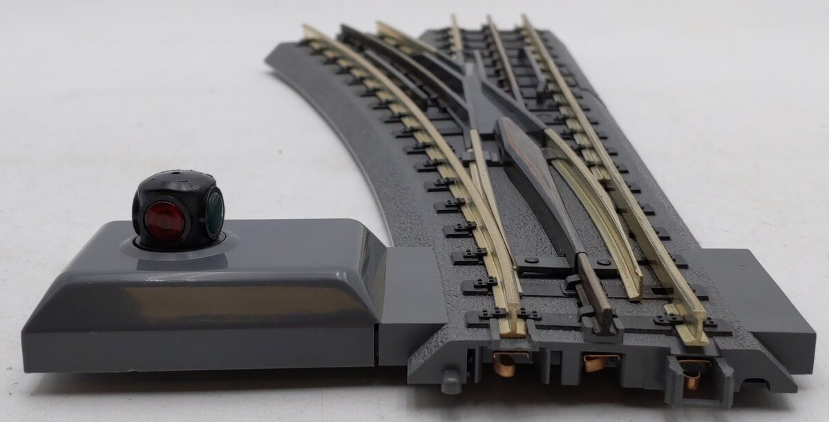 MTH 40-1021 O72 RealTrax Nickel Silver Left Hand Remote Switch Turnout EX/Box