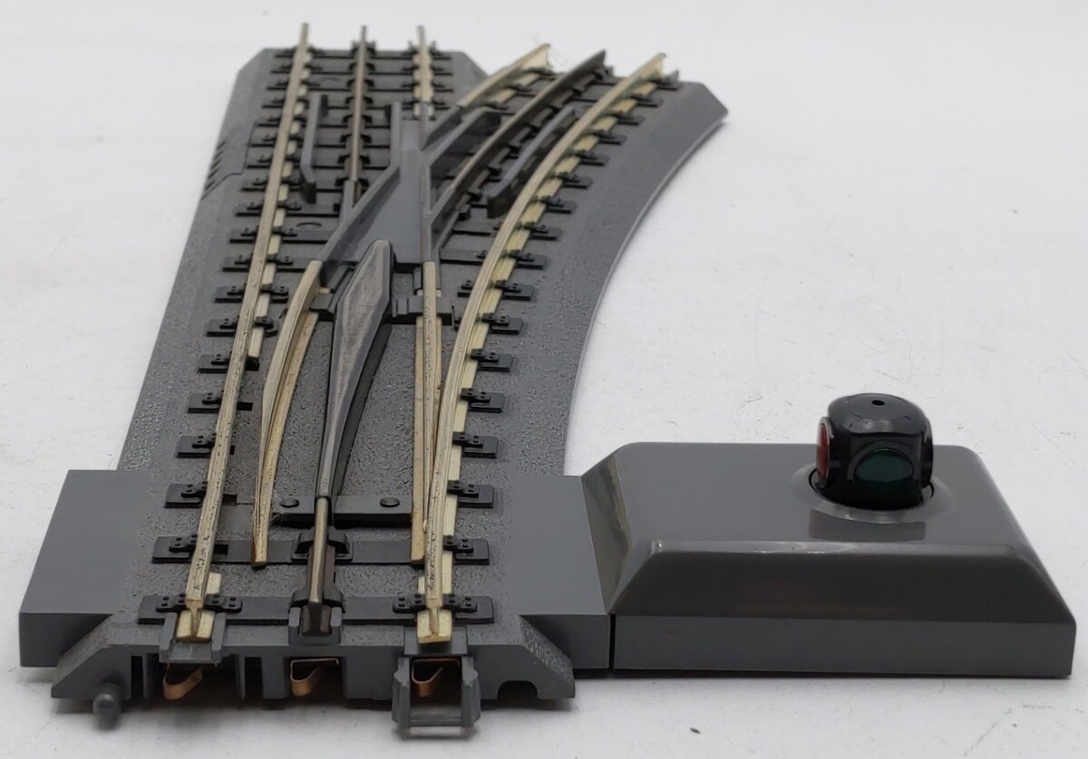MTH 40-1020 O72 RealTrax Nickel Silver Right Hand Remote Switch Turnout  EX/Box